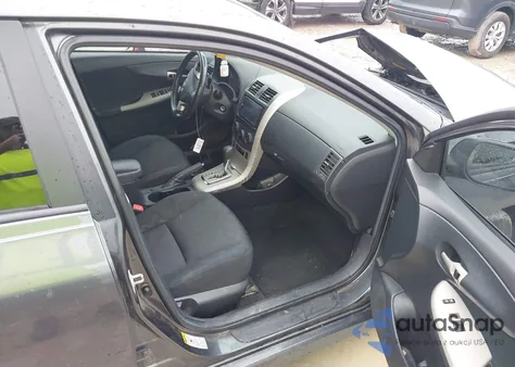 2010 Toyota Corolla S z USA, uszkodzony, nr VIN 2T1BU4EE4AC425074